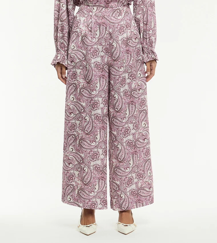 بي سي بي جي BCBG PRINTED JAQUARD SATIN V NECK RUFFLE WOVEN BLOUSE