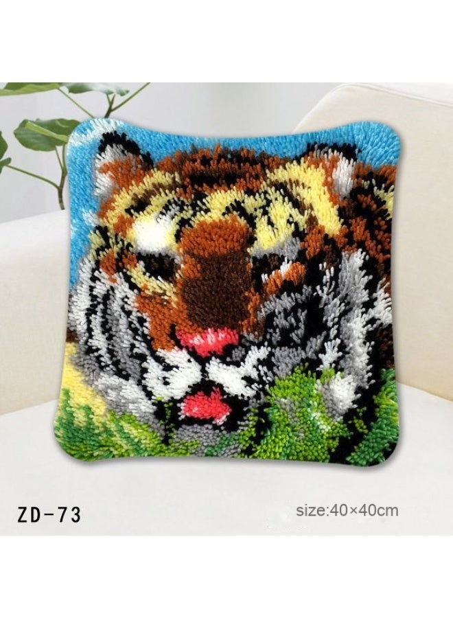 LATCH HOOK KIT Carpet Embroidery Pillow Yarn Cross Stitch Yarn Embroidery DIY Segment Embroidery