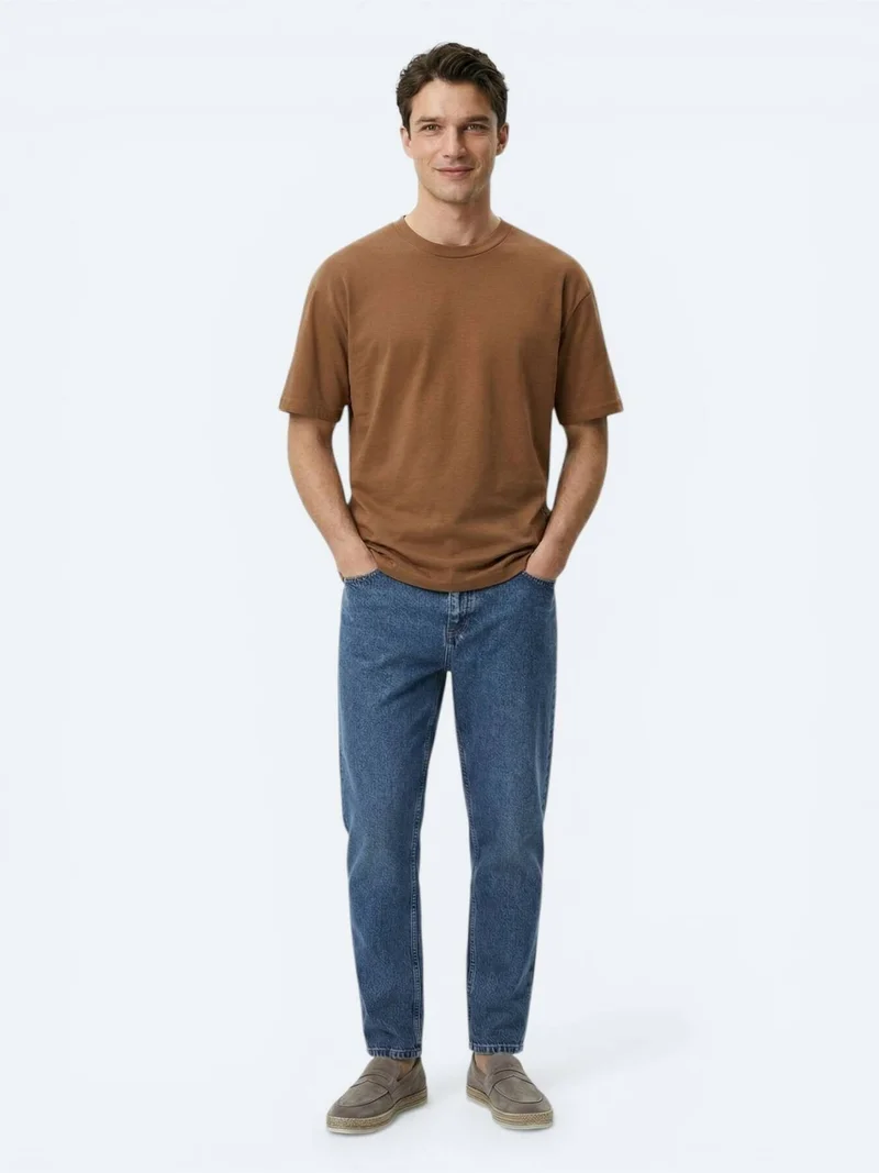 كيب تيشيرت بني سادة مصنوع من القطن بنسبة 100%