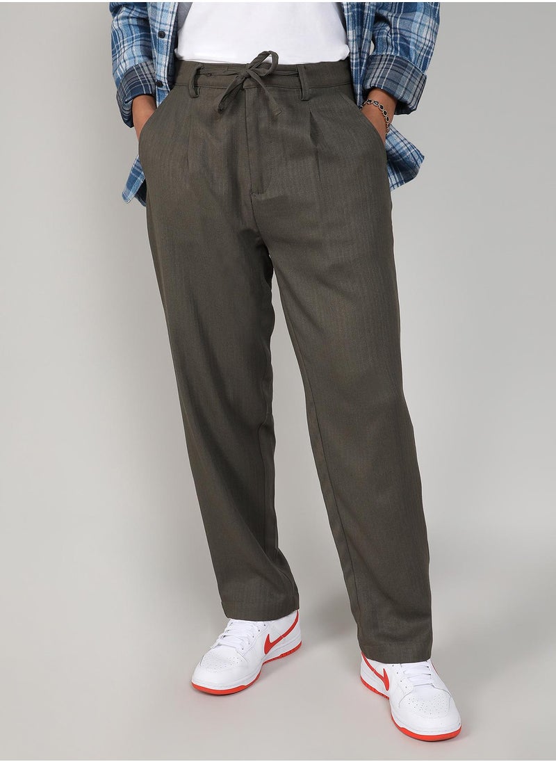 Campus Sutra Campus Sutra Men's Olive Green Tailored Linen-Blend Trousers For Casual Wear | Tailored Fit | 4 Pockets | Drawstring Closure | Trousers Crafted With Comfort Fit For Everyday Wear  - Image 2