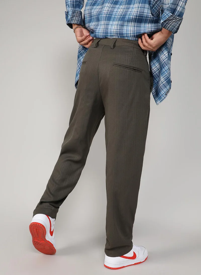 Campus Sutra Campus Sutra Men's Olive Green Tailored Linen-Blend Trousers For Casual Wear | Tailored Fit | 4 Pockets | Drawstring Closure | Trousers Crafted With Comfort Fit For Everyday Wear