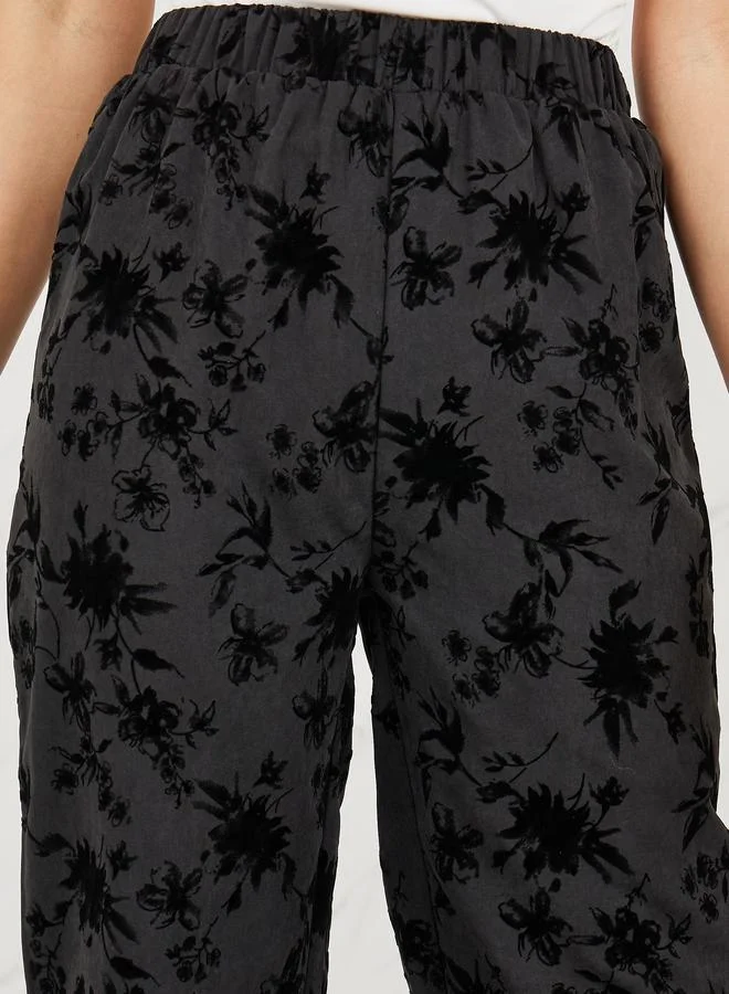 Styli Jacquard High Rise Straight Leg Pant