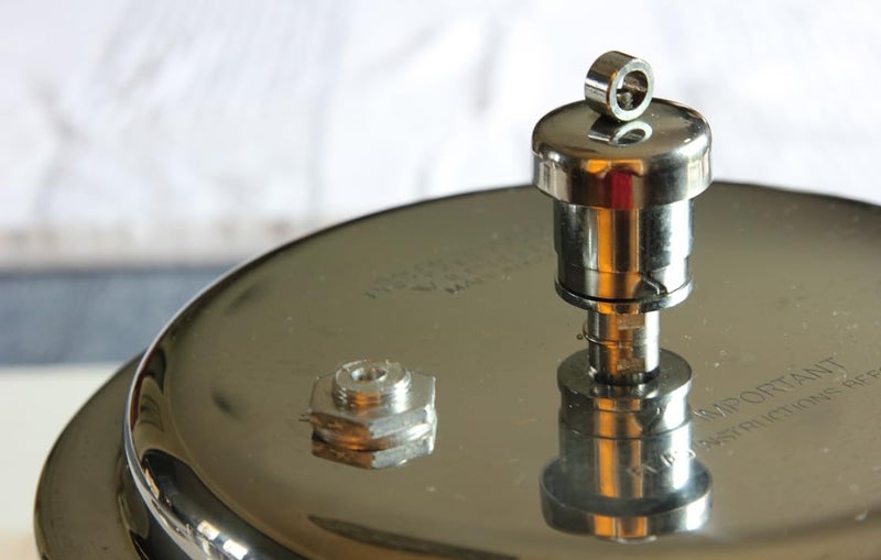 Vooli Whistle Pressure Regulator Weight Whistle For All Inner Lid & Outer Lid Pressure Cookers (Stainless Steel) 1.5/10 Litres, Support All pressure cooker Pack Of 1 - Image 5