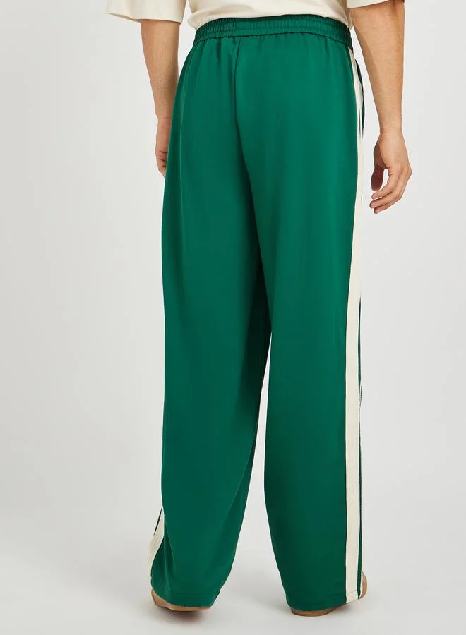 Styli Styli Oversized Open Hem Jogger with Side Tape