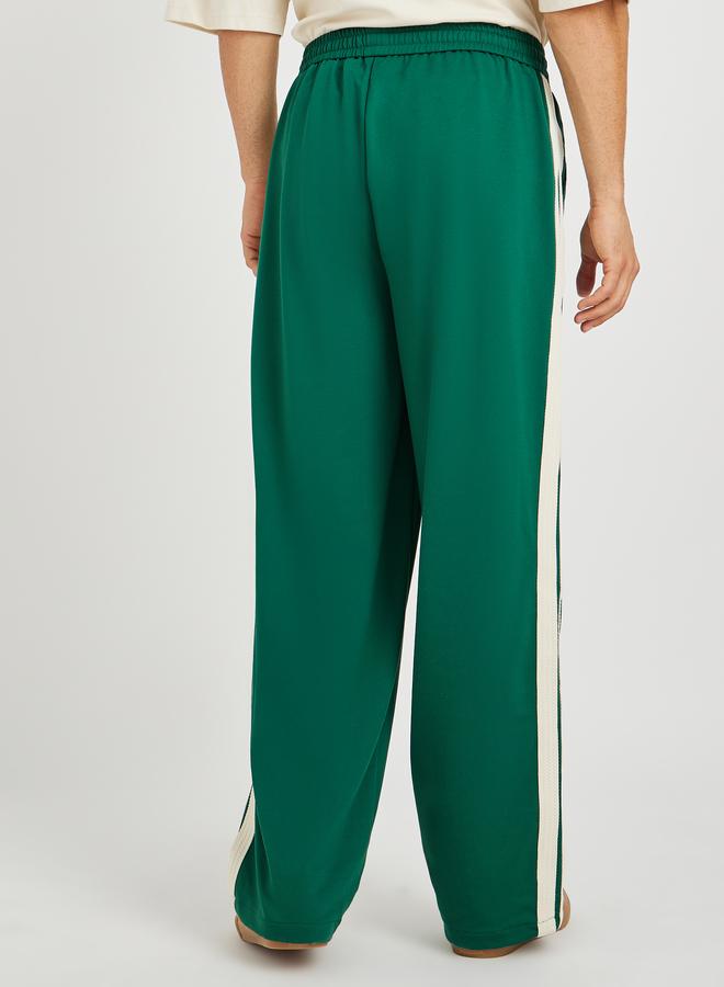 ستايلي جوجر واسع بفتحة سفلية وشريط جانبي - Image 4