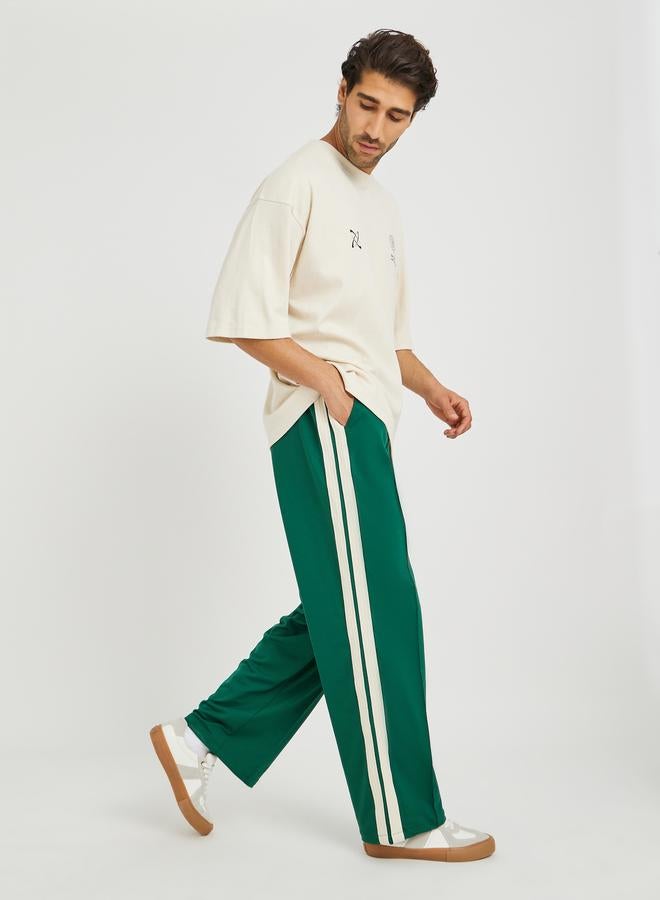 ستايلي جوجر واسع بفتحة سفلية وشريط جانبي - Image 2