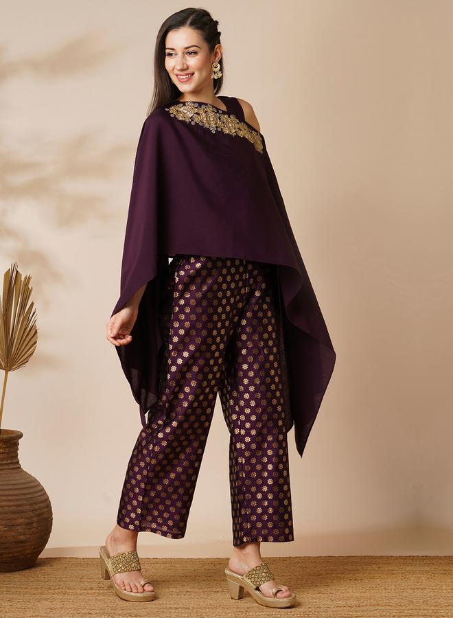 Globus Women Purple Woven Design Boat Neck Flared Sleeves Poncho Top & Floral Gold Foil Print Partially Elasticated Ankle Length Mid-Rise Pants Fusion Co-Ord Set - Image 2