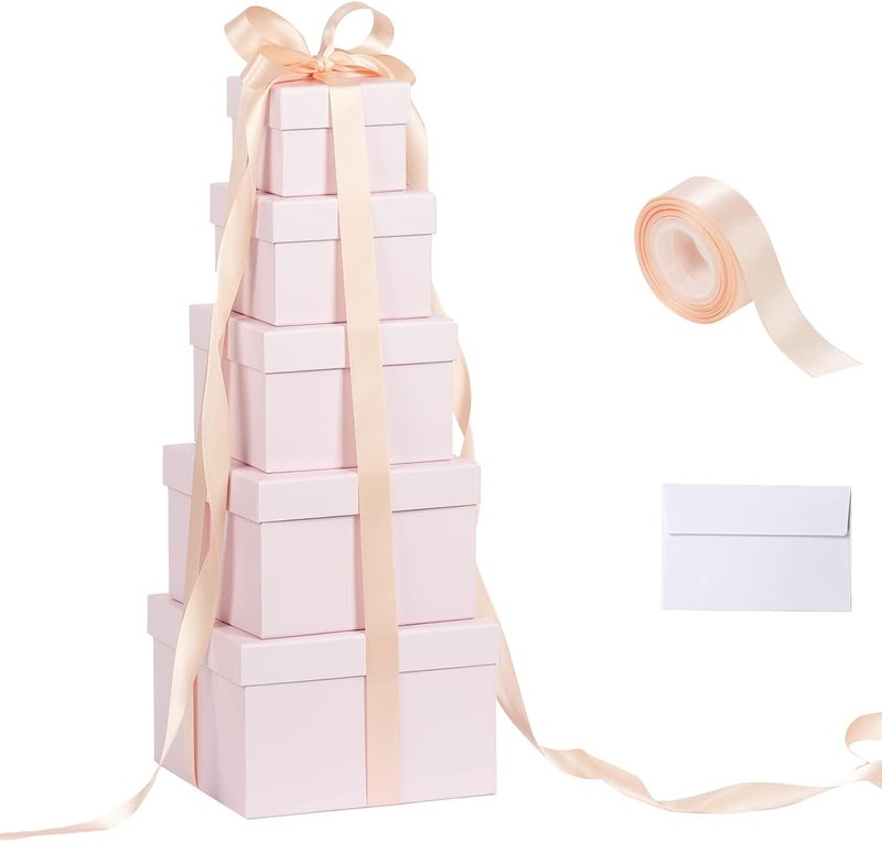 CHARMGIFTBOX 5 مجموعة من صناديق الهدايا المربعة الكبيرة القابلة للتكديس مع أغطية للهدايا، مقاسات من 4 إلى 8 بوصة، صندوق هدايا وردي قابل للتكديس مع بطاقة شريط لحفلات الزفاف وأعياد الميلاد وعيد الحب وعيد الميلاد. - Image 1