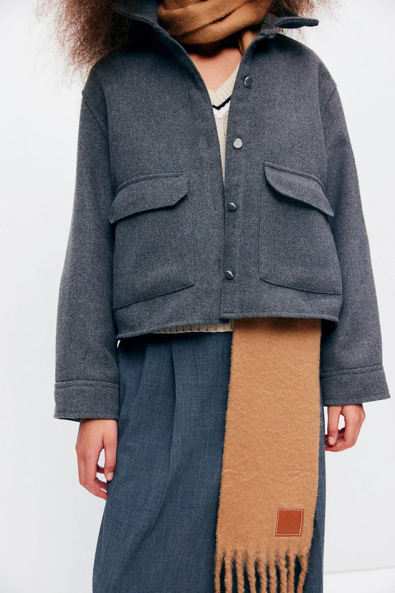 اتش اند ام Button-Front Jacket