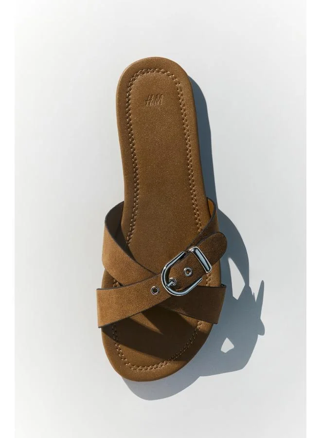 اتش اند ام صنادل بحزام متقاطع