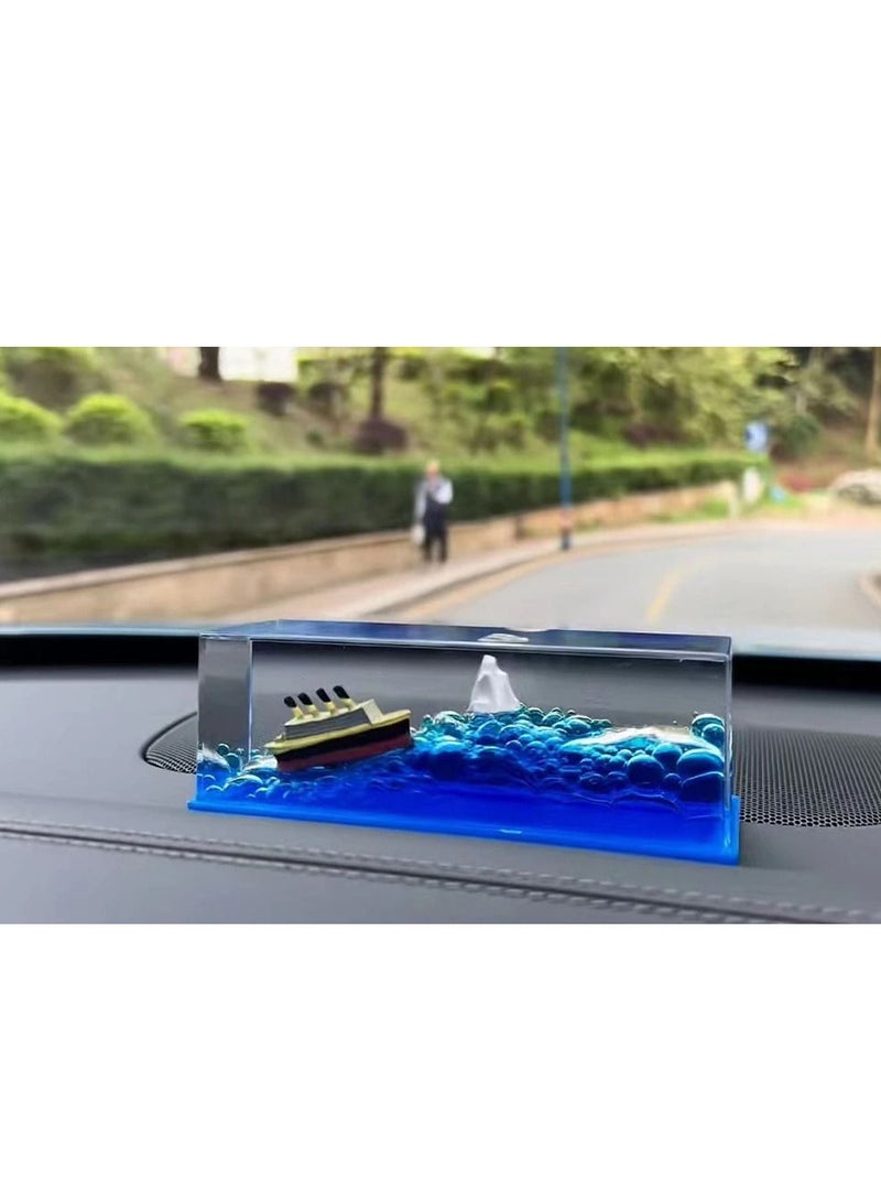 Cruise Ship Titanic Fluid Drift Bottle - Image 1