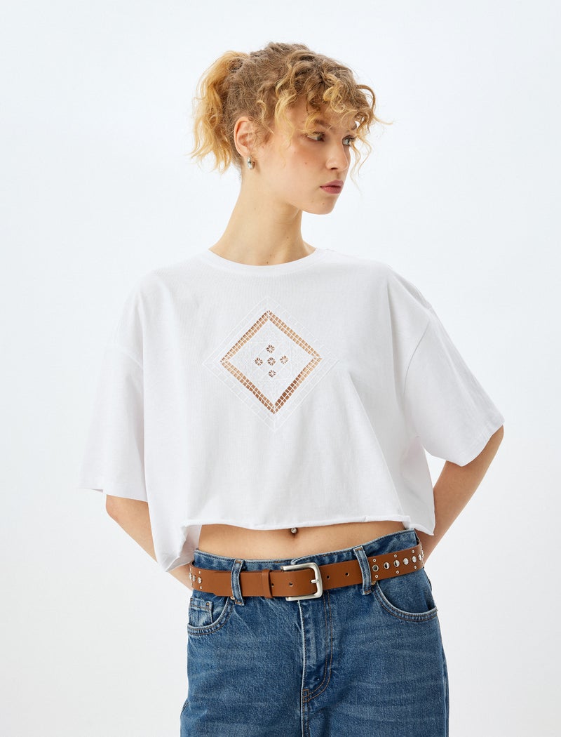 KOTON Embroidered Crop T-Shirt - Image 3