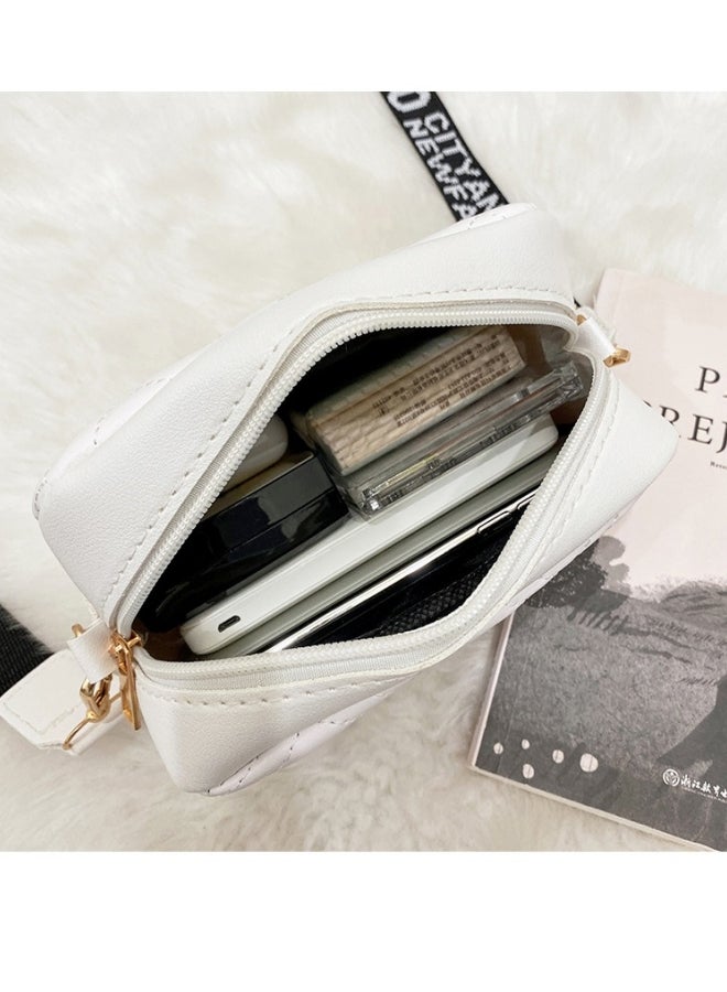 Women's Versatile Plaid Shoulder Bag, Ladies PU Leather Crossbody Bag Sling Bag Side Bag Carry Bag, Portable Solid Color Handbag Satchel Bag Phone Bag Beach Bag for Girls/College Students (White)  - Image 4