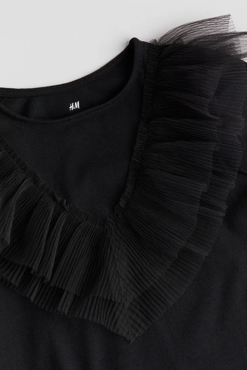 H&M Flounce-Trimmed Cotton Top