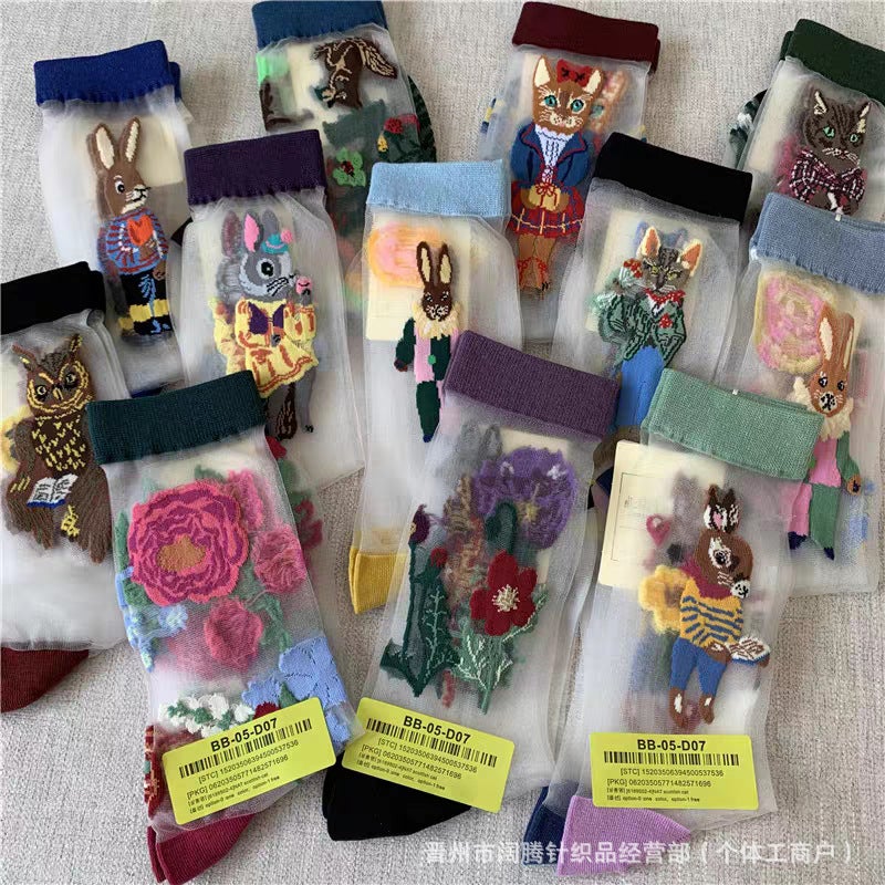 جوارب صيفية فائقة النحافة من Socks Appeal للنساء مع رسوم كرتونية بطول منتصف الساق - Image 1