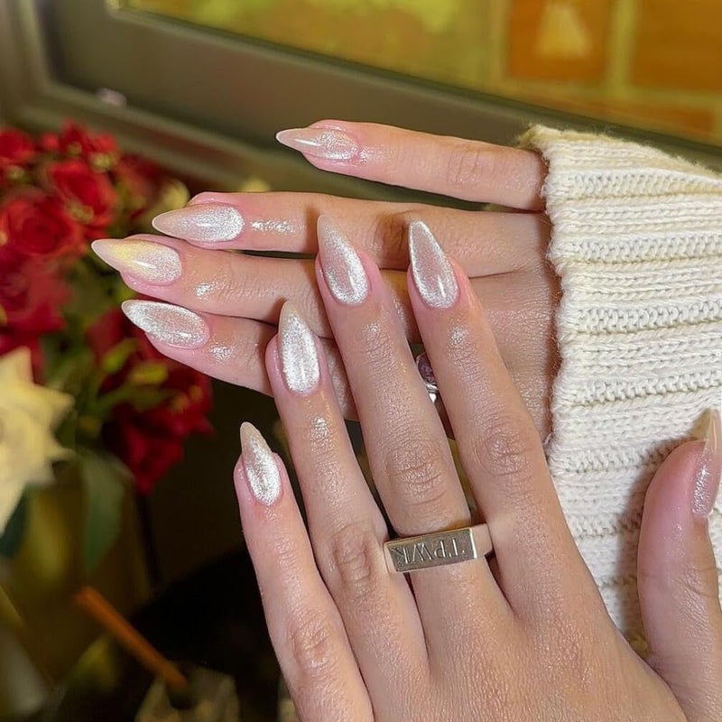 KQueenest Glitter Cat Eye Press on Nails Medium Short Almond, 30 Pcs Thick Cute Acrylic Nails Press on, Gel Fake Nails Short with UV Coating, Reusable Glue on Nails for Women Small Hand, Nude Sparkle - Image 1