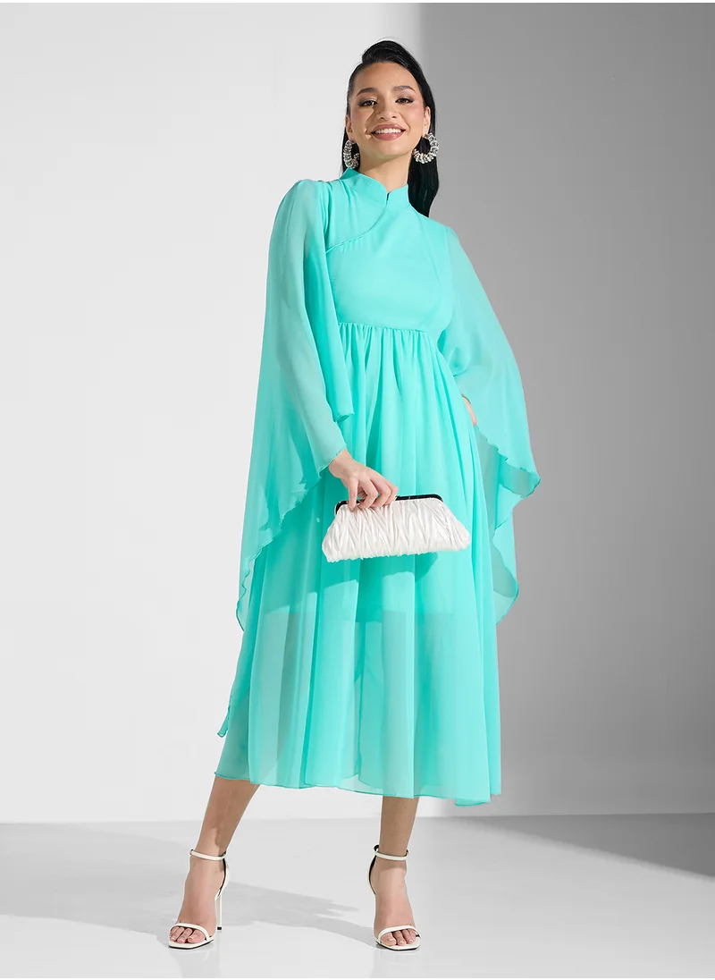 خزانة Cape Sleeve Dress