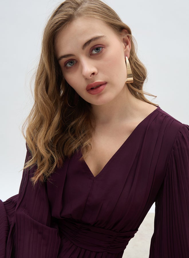 ستايلي فستان ماكسي نسائي بنفسجي سادة بياقة على شكل حرف  وطيات وخط - Image 4