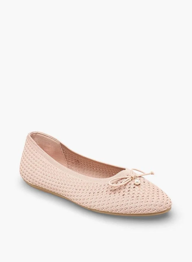 سيليست Women Textured Ballerina Shoes