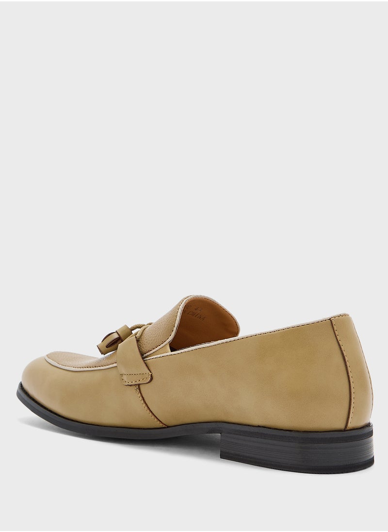 Robert Wood Tassel Detail Formal Loafer  - Image 2