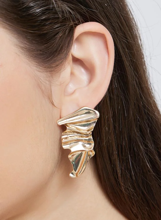 ستايلي اقراط اذن بتفاصيل بارزة الملمس