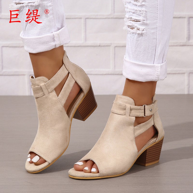 Embroidered Rivet Chunky Heel Sandals for Women Creamy-white
