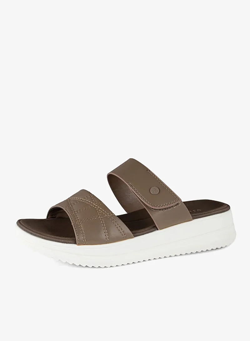 فينتشي صنادل نسائية متعددة الأحزمة ووتد