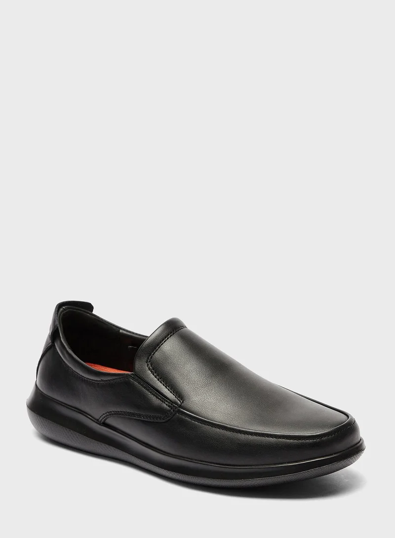 Le Confort Casual Slip Ons Loafers