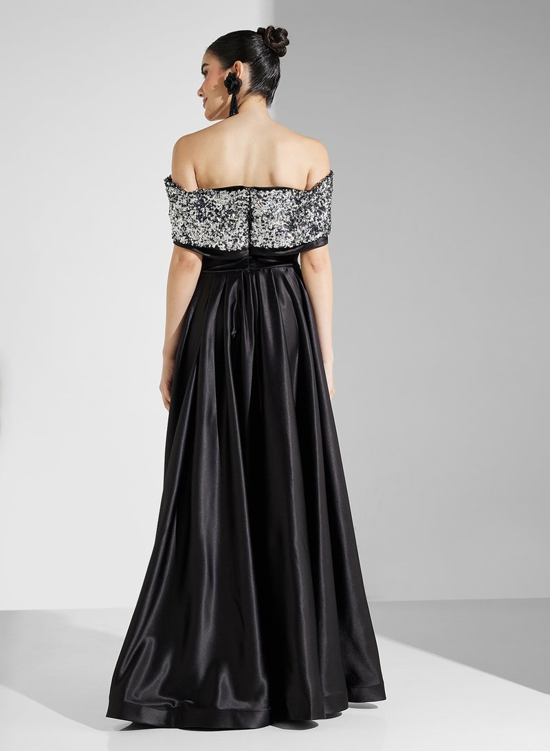 Namshi x Sequin Column Gown - Image 2
