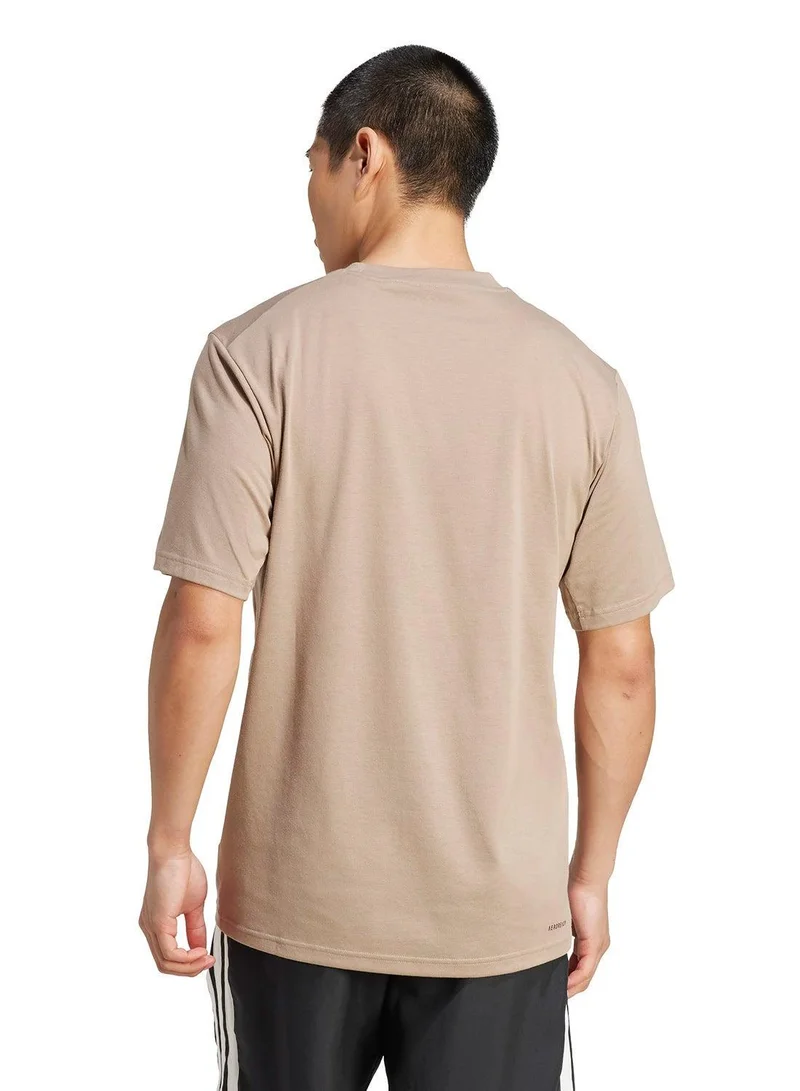 اديداس Adidas Tr-Es Fr T Brown T-Shirt (Short Sleeve) T-Shirts For Men