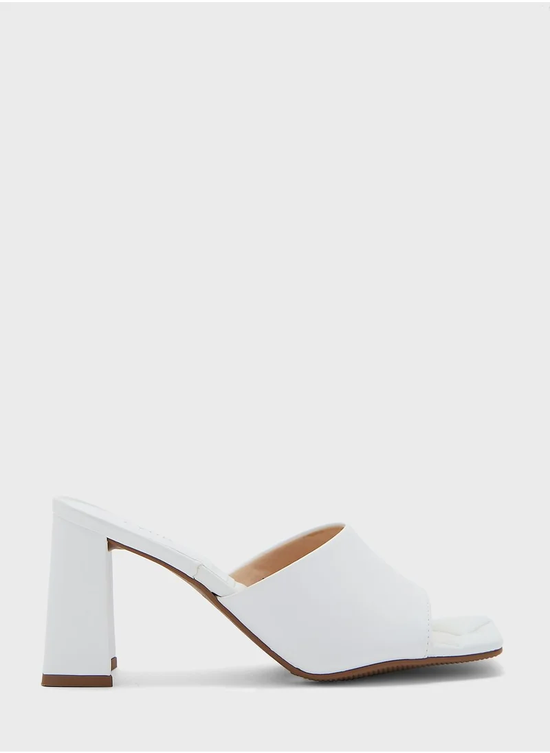 FYOR Box Heel Sandals