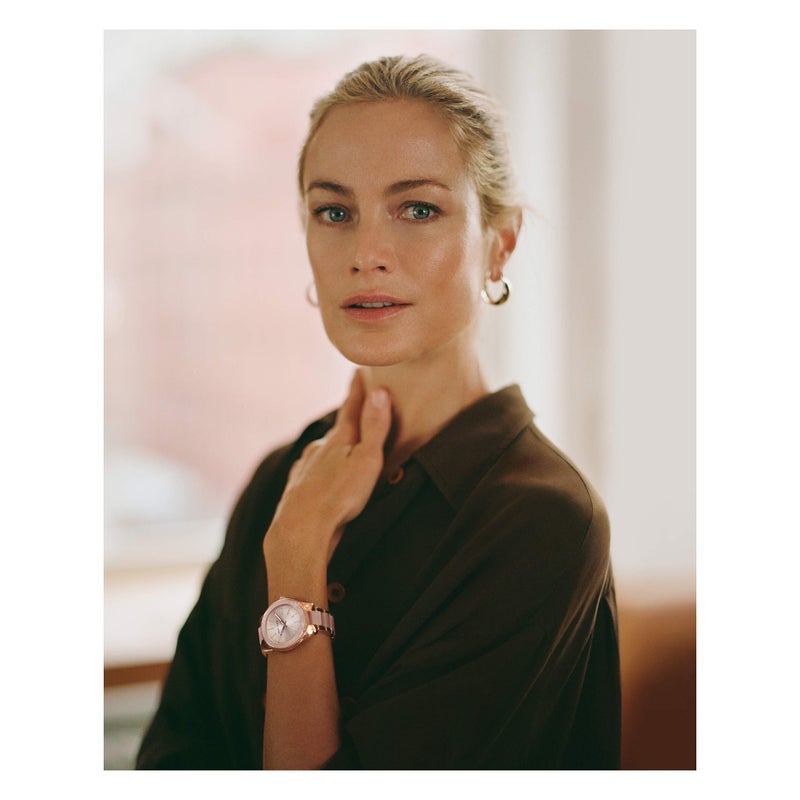 ANNE KLEIN ساعة أن كليين النسائية AK/3214LPRG بتصميم وردي ذهبي ورابط من الراتنج الوردي الفاتح - Image 2