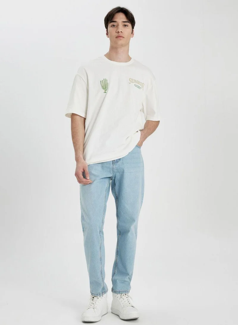 DeFacto  Comfort Fit Crew Neck Printed T-Shirt for Men | Best Price UAE