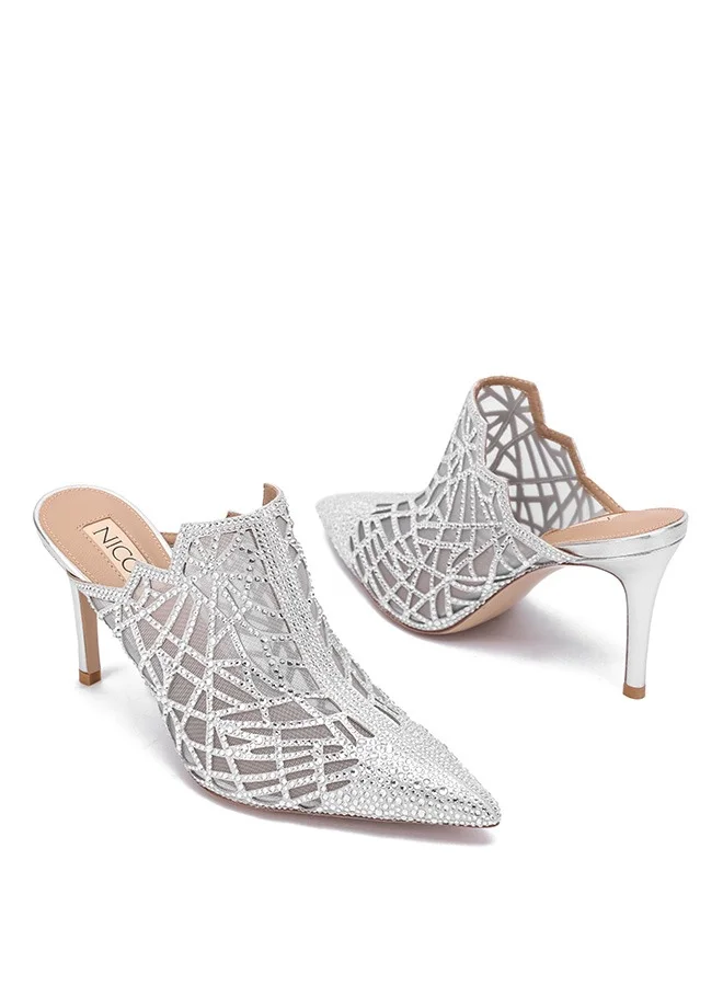 نيكولي أكيلو