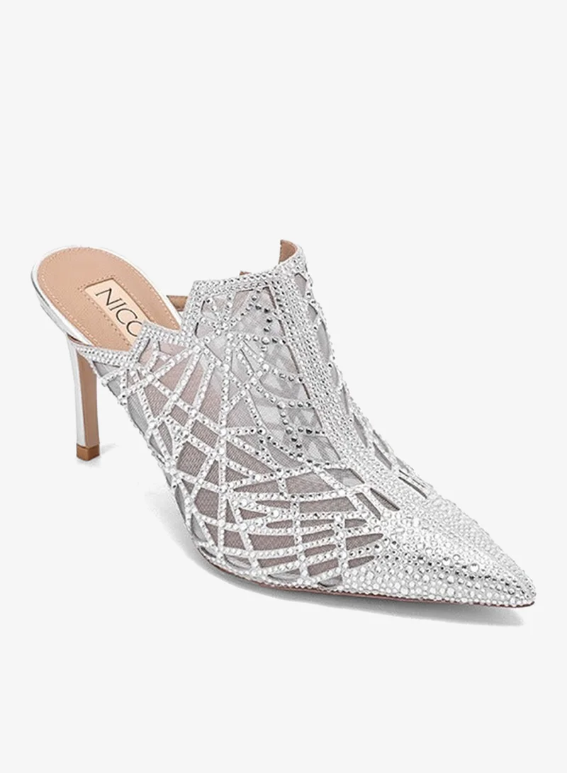 نيكولي أكيلو