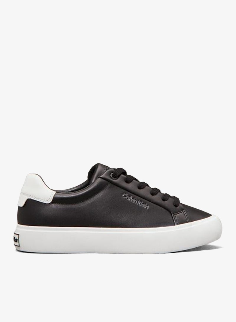 كالفن كلاين سنيكرز كاجوال منخفض - Image 1