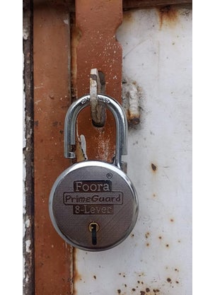 Foora Foora PrimeGuard Round 65mm Padlock with 5 Keys Double Locking 8 Lever gate Shop Shutter PrimeGuard Hardened Shackle Lock and Keys Door Lock for Home Original Photo  - Image 5