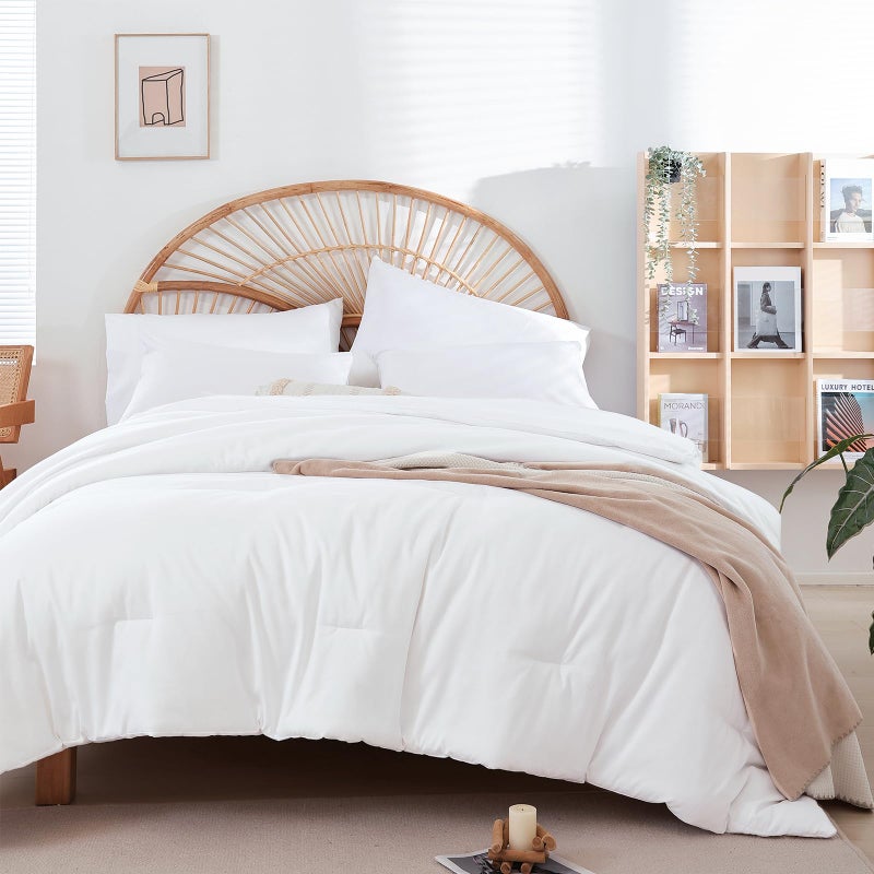 weigelia Full Size Comforter White Modern 3PCS Microfiber Full Size Comforter Sets for All Season Comforter for Men, Women and Girls Soft Lightweight Bed Comforter Set - Image 1