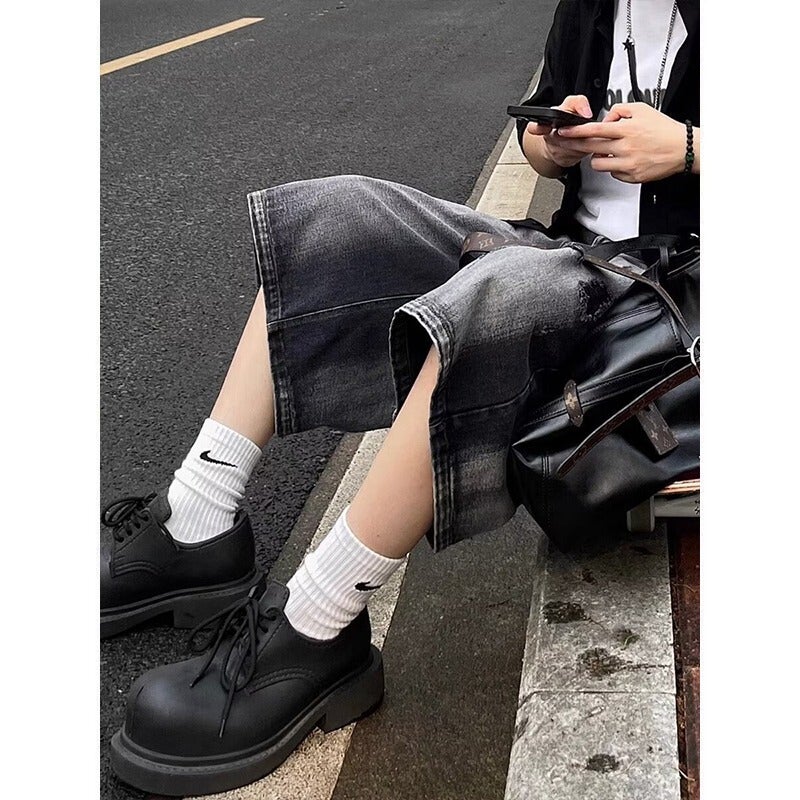 Unisex Classic Denim Jeans Loose Fit Daily Outdoor Wear - Image 5