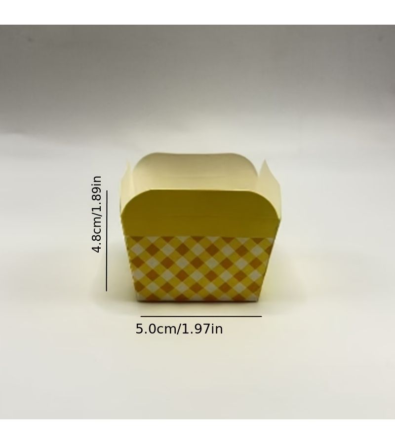25 Machine Made Pink Disposable Paper Cups For Baking Square Cakes And Muffins - Image 3