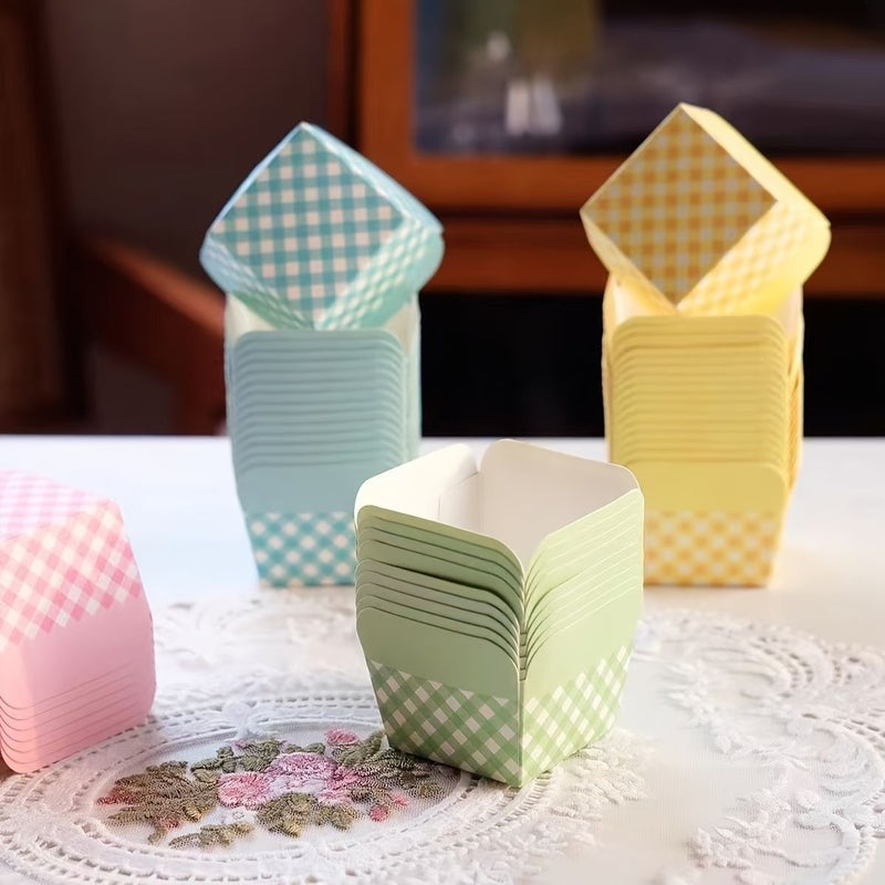 25 Machine Made Pink Disposable Paper Cups For Baking Square Cakes And Muffins - Image 2