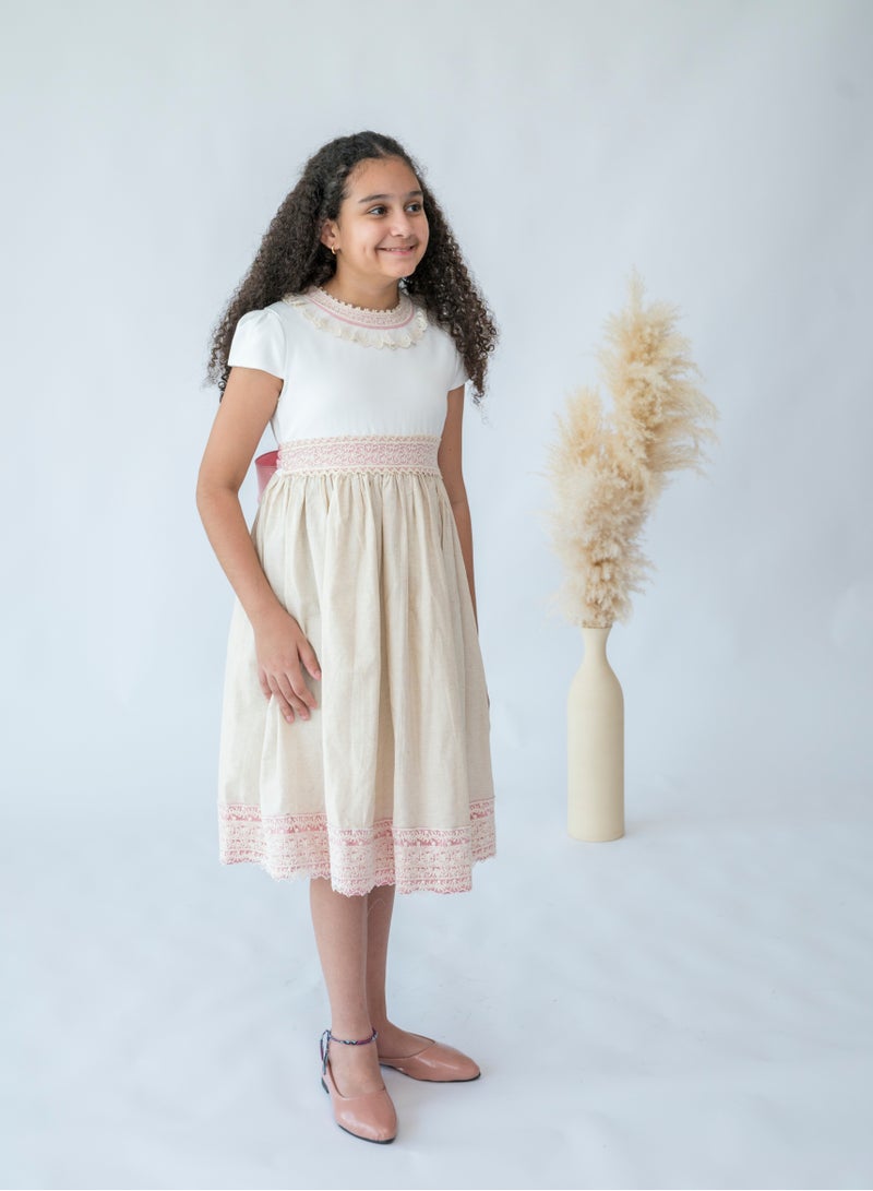 LALEENA Vintage Lace Charm Dress - Image 3