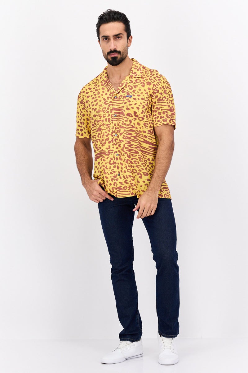 Wrangler Men Regular Fit Animal Print Short Sleeves Casual Shirt, Multicolor - Image 4