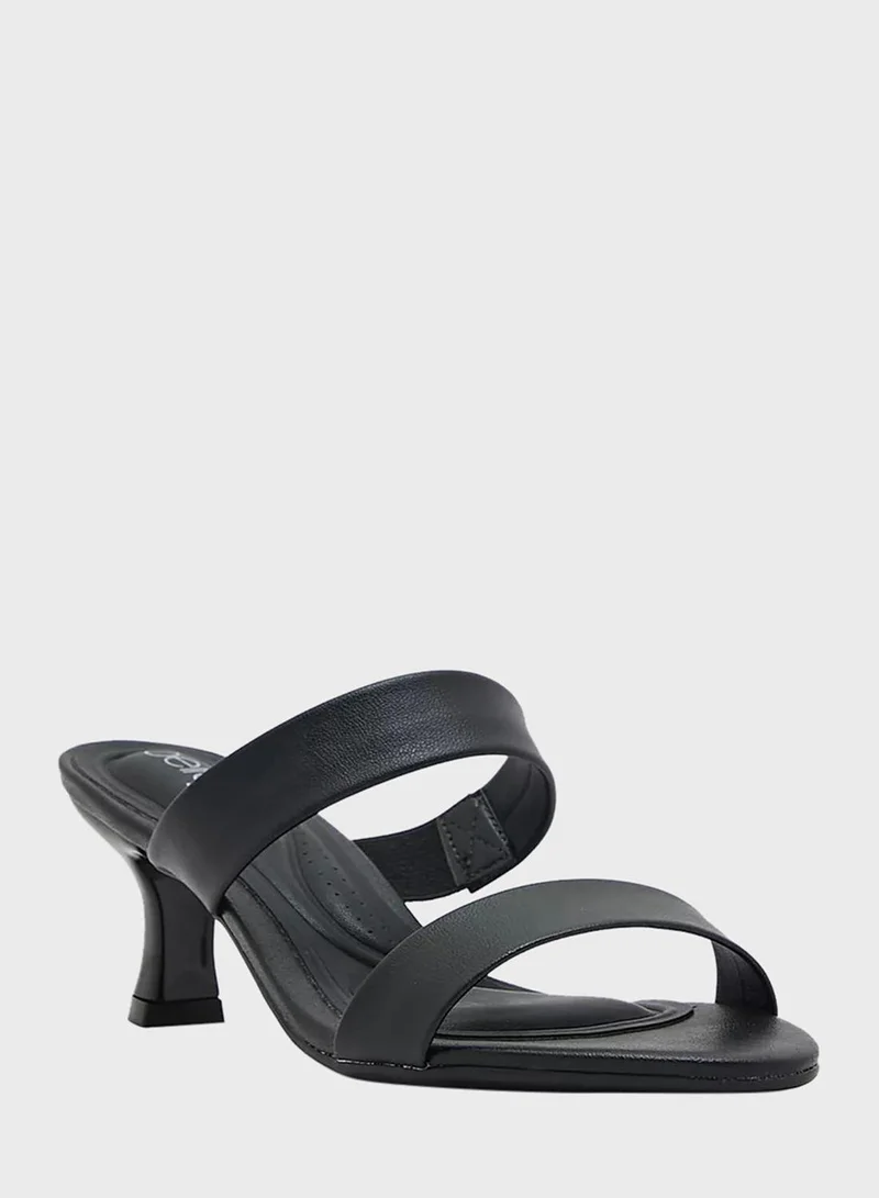بيرا ريو Leyla Sandals