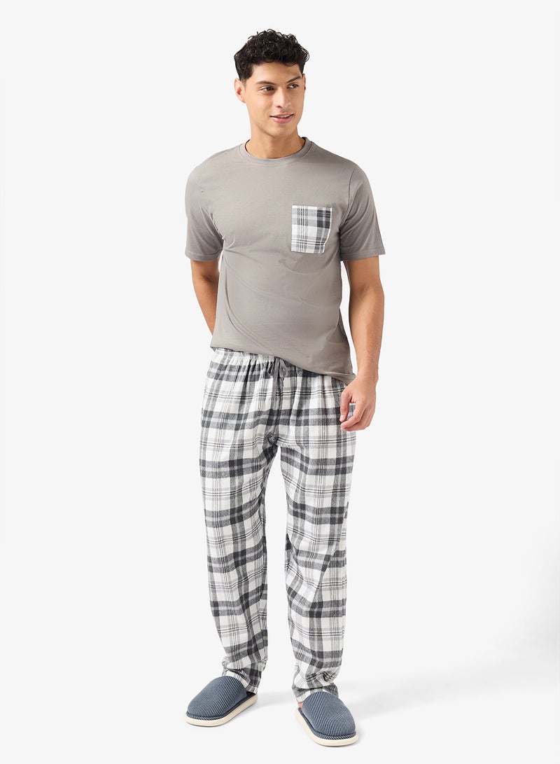 روبرت وود طقم بيجامة تي شيرت وبنطلون - Image 1