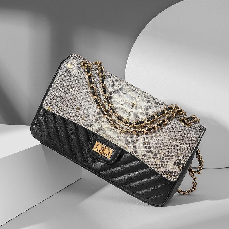 Elegant Elegant Snakeskin Fashion Women's Shoulder Bag Classic Chanel Style Chain Shoulder Crossbody Underarm Leather Women's Bag - Image 1