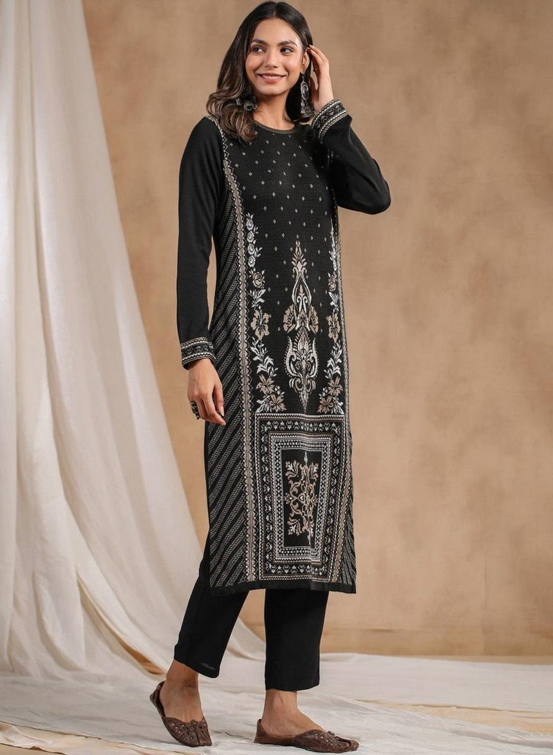 ISHIN Women's Black 100% Cotton Embellished Regular Fit Kurta  - Image 3
