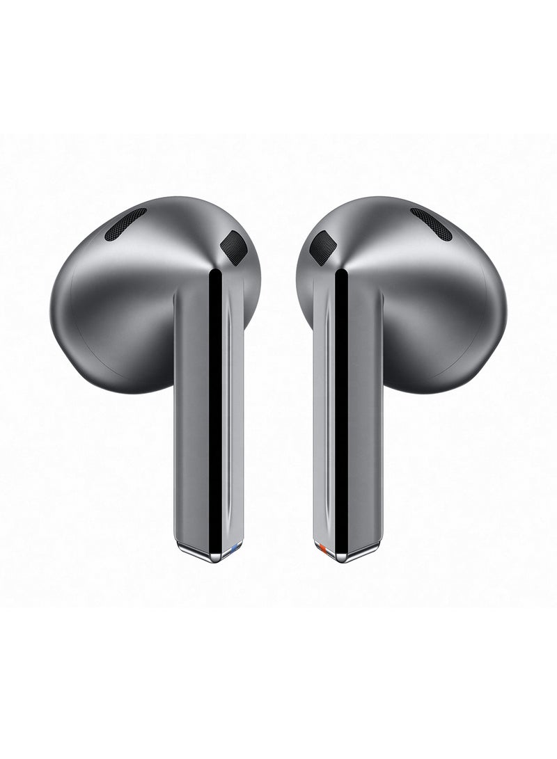 سامسونج Renewed - Galaxy Buds 3 Silver with Galaxy AI Powered Real-time Interpreter | 24-bit Hi-Fi Audio | Up to 36H Battery | IP57 silver - Image 2