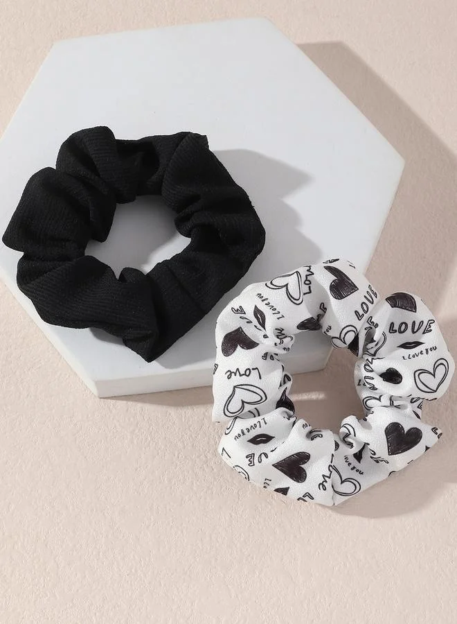 تايك تو Set of 2 - Heart Print Hair Scrunchies
