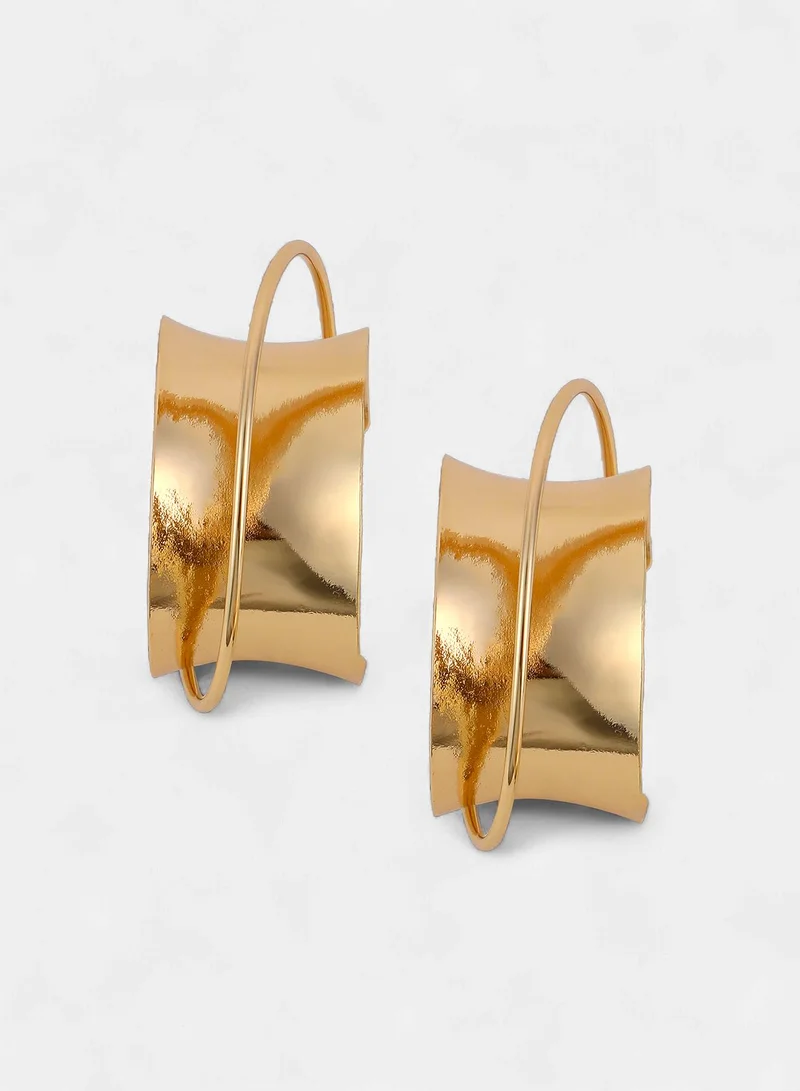 Sohi  Women The Chunky-Orbiter Half-Hoop Earrings | California Gold Colour | One-Size | Metallic Alloy Material | Push Back Closure | Earrings For Casual & Evening Wear for Women | Best Price UAE